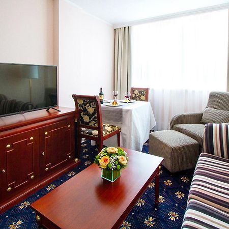 A Hoteli - Hotel Sloboda Šabac 部屋 写真