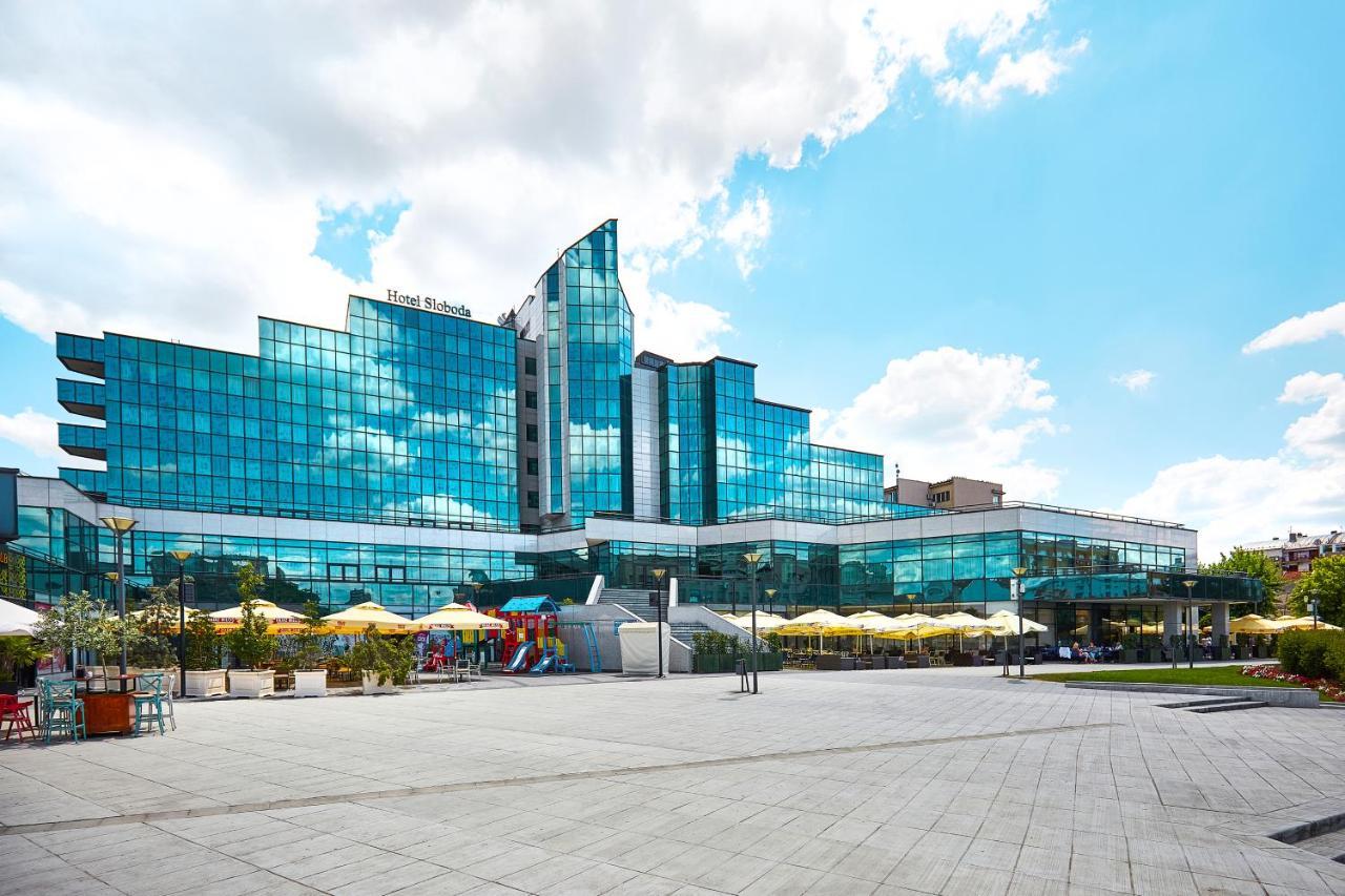 A Hoteli - Hotel Sloboda Šabac エクステリア 写真