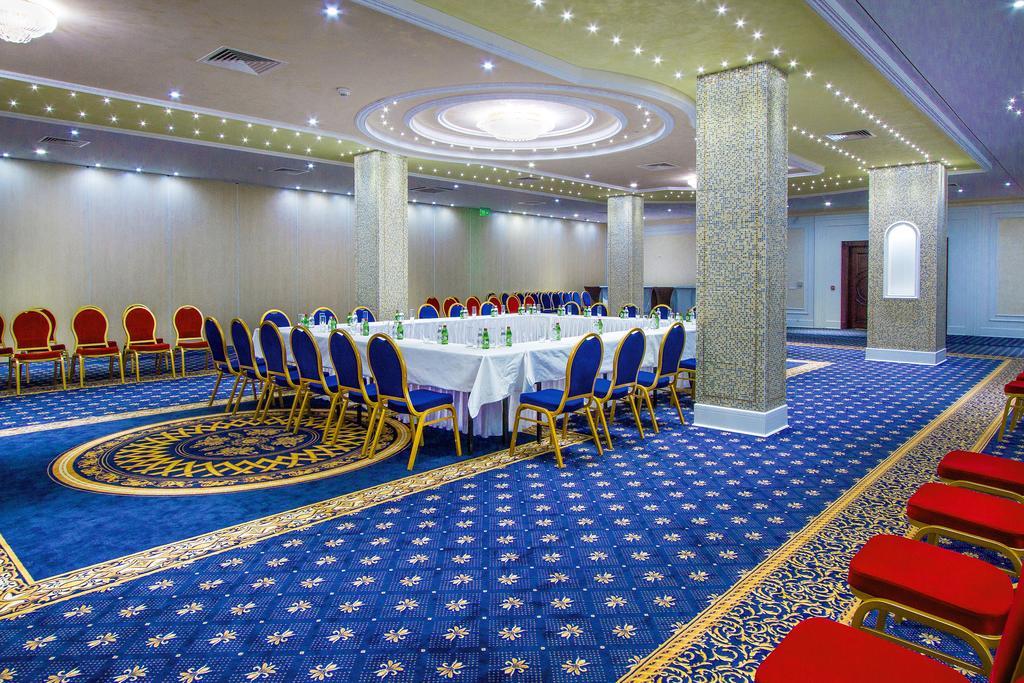 A Hoteli - Hotel Sloboda Šabac エクステリア 写真