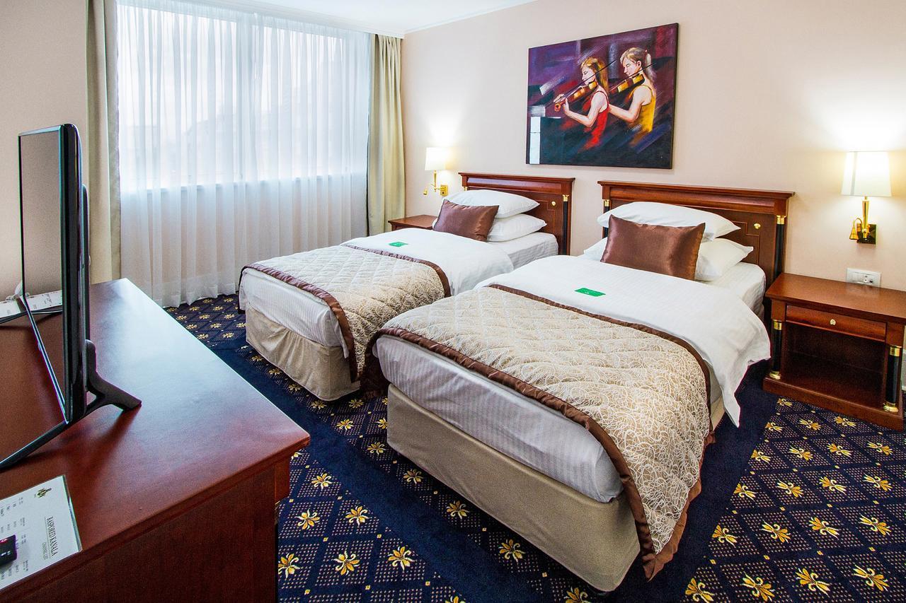 A Hoteli - Hotel Sloboda Šabac 部屋 写真